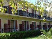 Stella Studios  3*