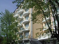 Palace 3*