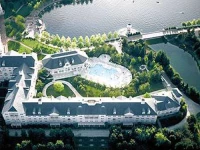 Disneys Newport Bay Club 4*