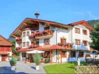Hotel Holzerhof 3*