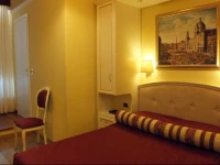 Relais Frattina 1*