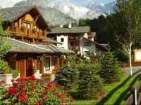 Residence Cour Maison 3*