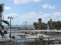 Royal T Suites 4*