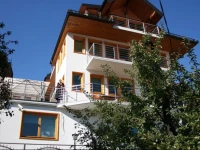 Villa Una 1*