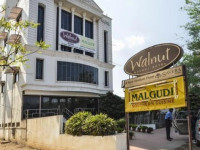 Walnut Budget Hotel