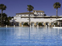 Blu Hotel Kaos