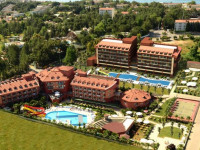 Club Side Coast Hotel