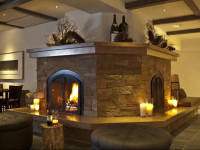 Knob Hill Inn