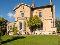 Apsley House Hotel