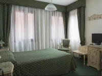 Hotel Commercio & Pellegrino 3*