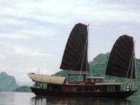 Prince & Princess Junk Halong