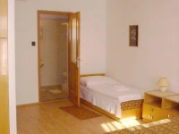 Corvin Panzio 1*