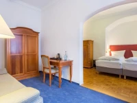 Hotel Zum Ritter St. Georg 4*