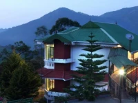 Camelot Resort 3*