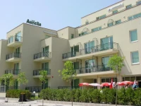Aurelia  3*
