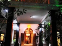 The Governors House 4*