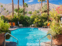 Villa Royale Inn