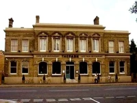 Park Lodge 2*