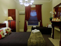 Merivale Manor