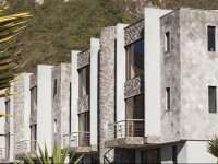 El Crater Hotel