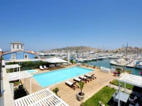 Cesme Marina Konukevi 