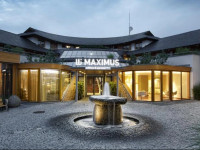 Maximus Resort