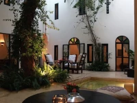 Riad Davia 