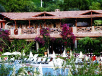 Suncity Holliday Village