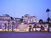 Shutters on the Beach 5*