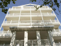 Le Rose Suite