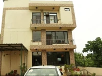 Queens Pearl Inn 2*