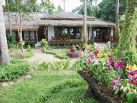 Lipa Lodge Beach Resort