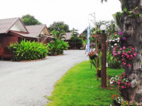 Ruen Mai Ngam Resort