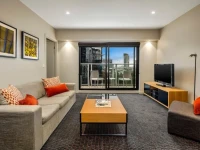 Quest Docklands 4*