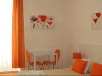 Hancy Guesthouse 2*