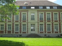 Chateau De Moulin Le Comte 4*