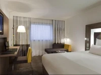 Novotel Cergy Pontoise 4*