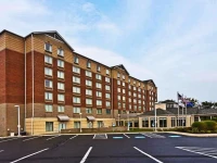 Hilton Garden Inn Cleveland Airport 3*