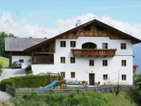 Hoarachhof 2*