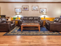 Howard Johnson Inn Colorado Springs