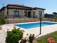 Adonis Villa Coral Bay