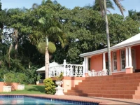 Sicas Guest House 4*