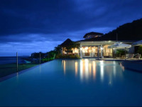 Kahuna Beach Resort and Spa
