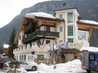 Chalet Pineta 3*