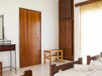 Yialos Studios Skala