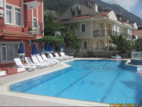 Red Rose Hotel