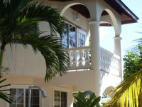 Mariposa Hideaway