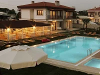 Alacati 24 Suits 