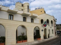 Aurora e del Benessere 4*