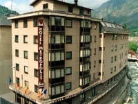 Metropolis Hotel 4*